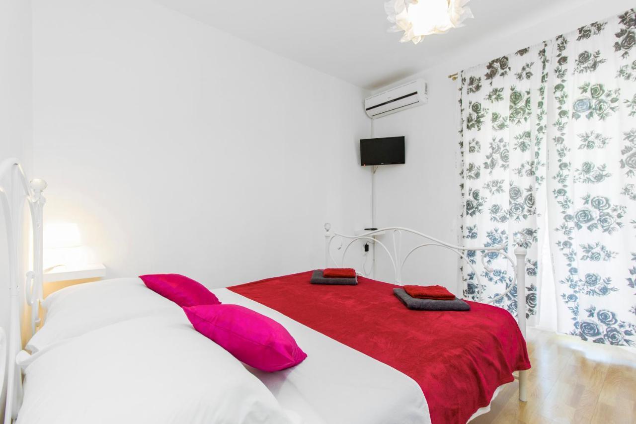 Apartmani Mariva Vodice Ngoại thất bức ảnh