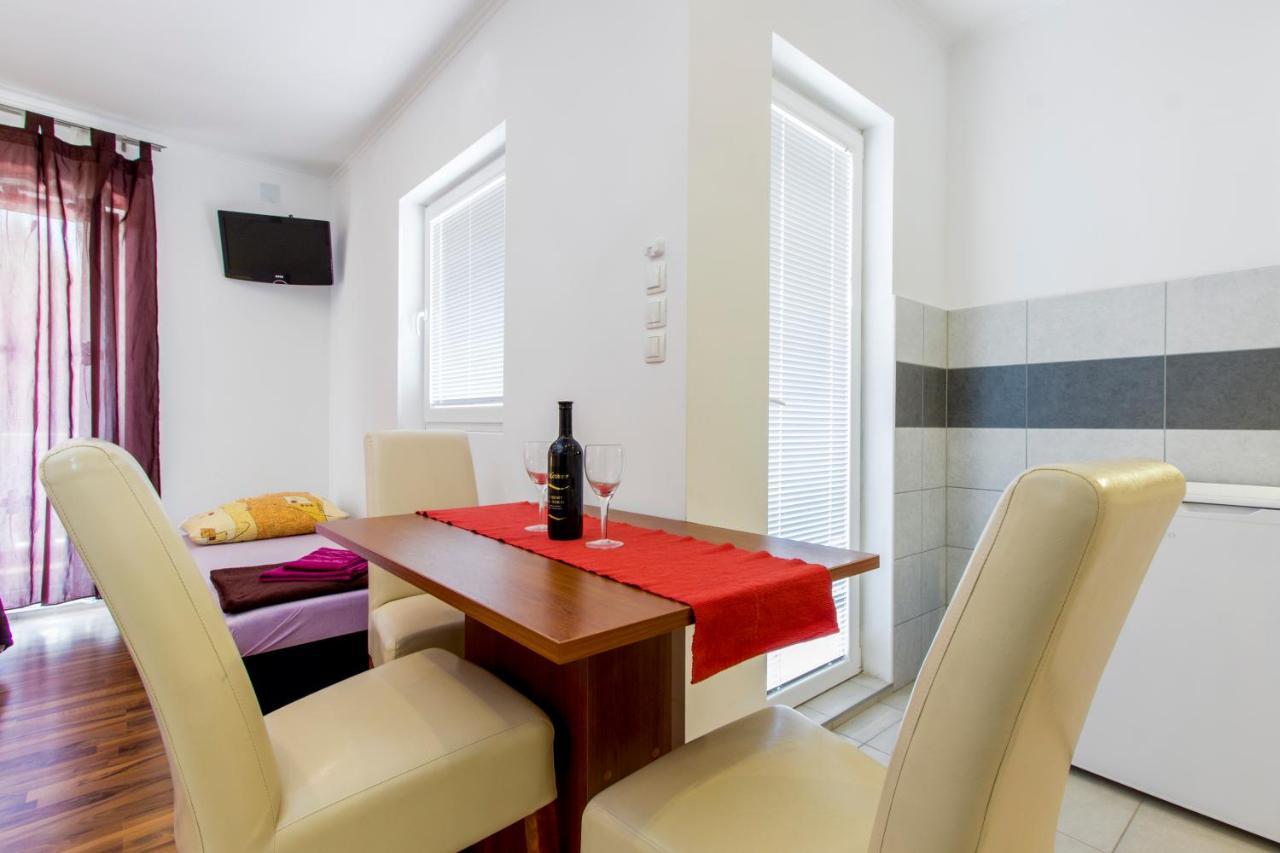 Apartmani Mariva Vodice Ngoại thất bức ảnh