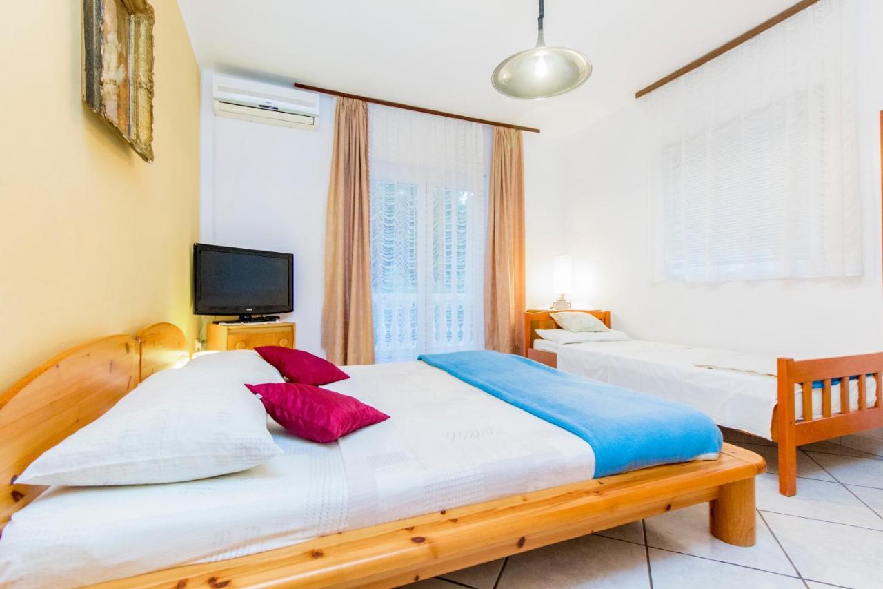Apartmani Mariva Vodice Ngoại thất bức ảnh