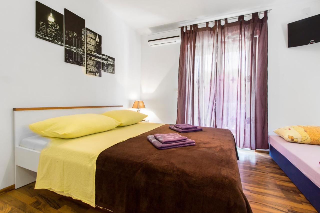 Apartmani Mariva Vodice Ngoại thất bức ảnh
