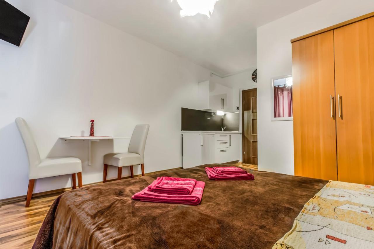 Apartmani Mariva Vodice Ngoại thất bức ảnh