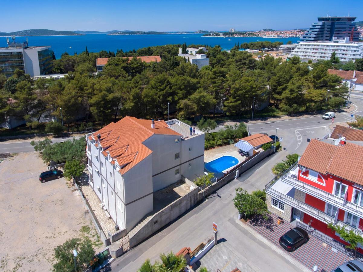 Apartmani Mariva Vodice Ngoại thất bức ảnh