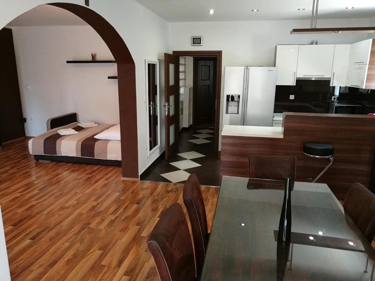Apartmani Mariva Vodice Ngoại thất bức ảnh
