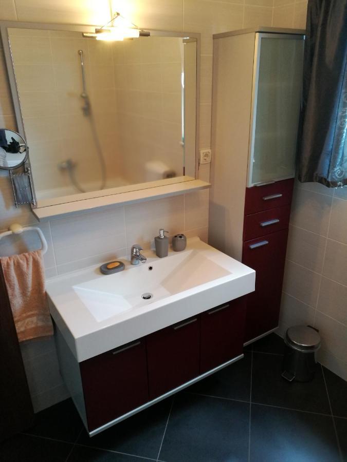 Apartmani Mariva Vodice Ngoại thất bức ảnh