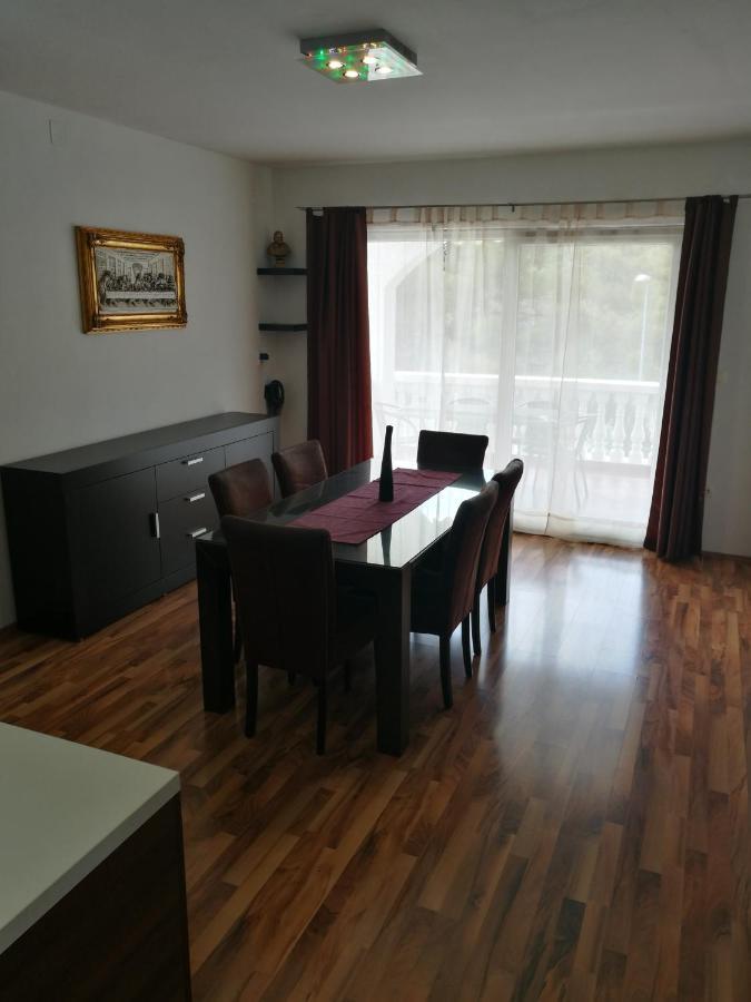 Apartmani Mariva Vodice Ngoại thất bức ảnh
